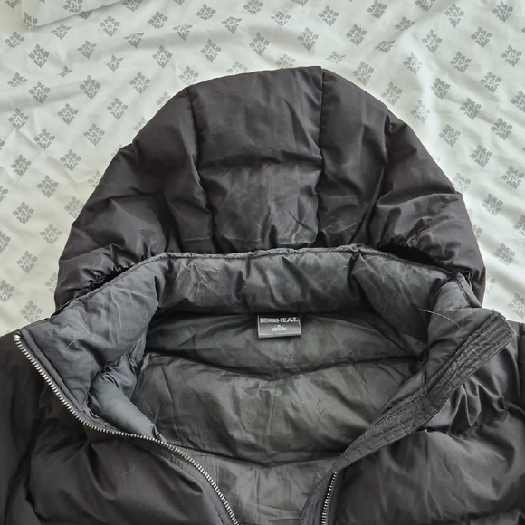 Women's Black Puffer Jacket - Picture 2 of 2